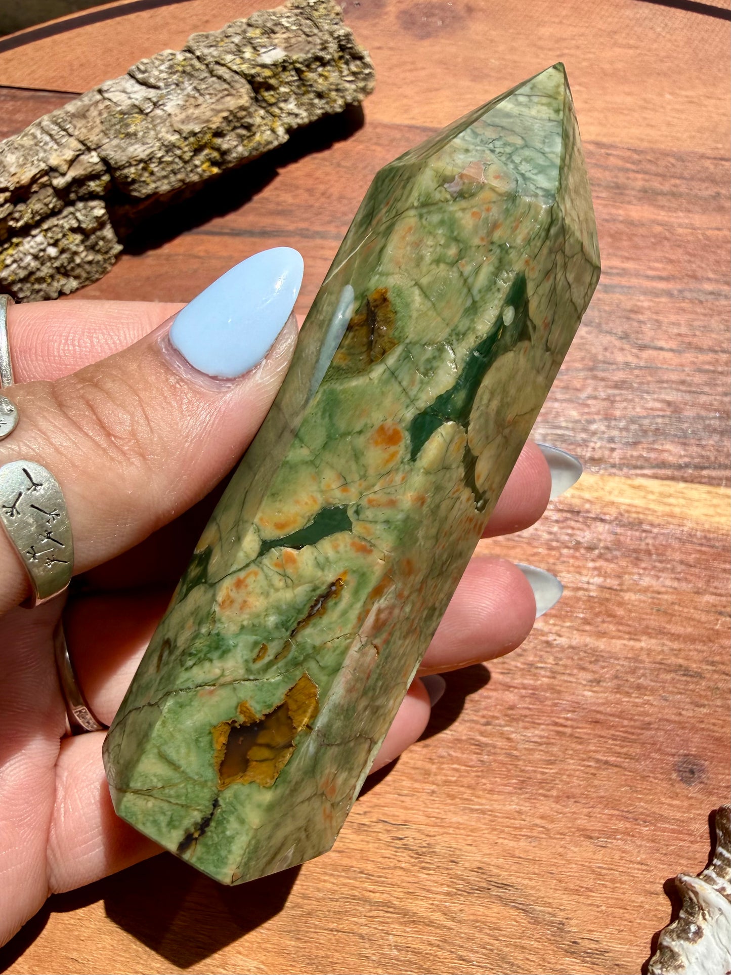 RAINFOREST JASPER TOWER