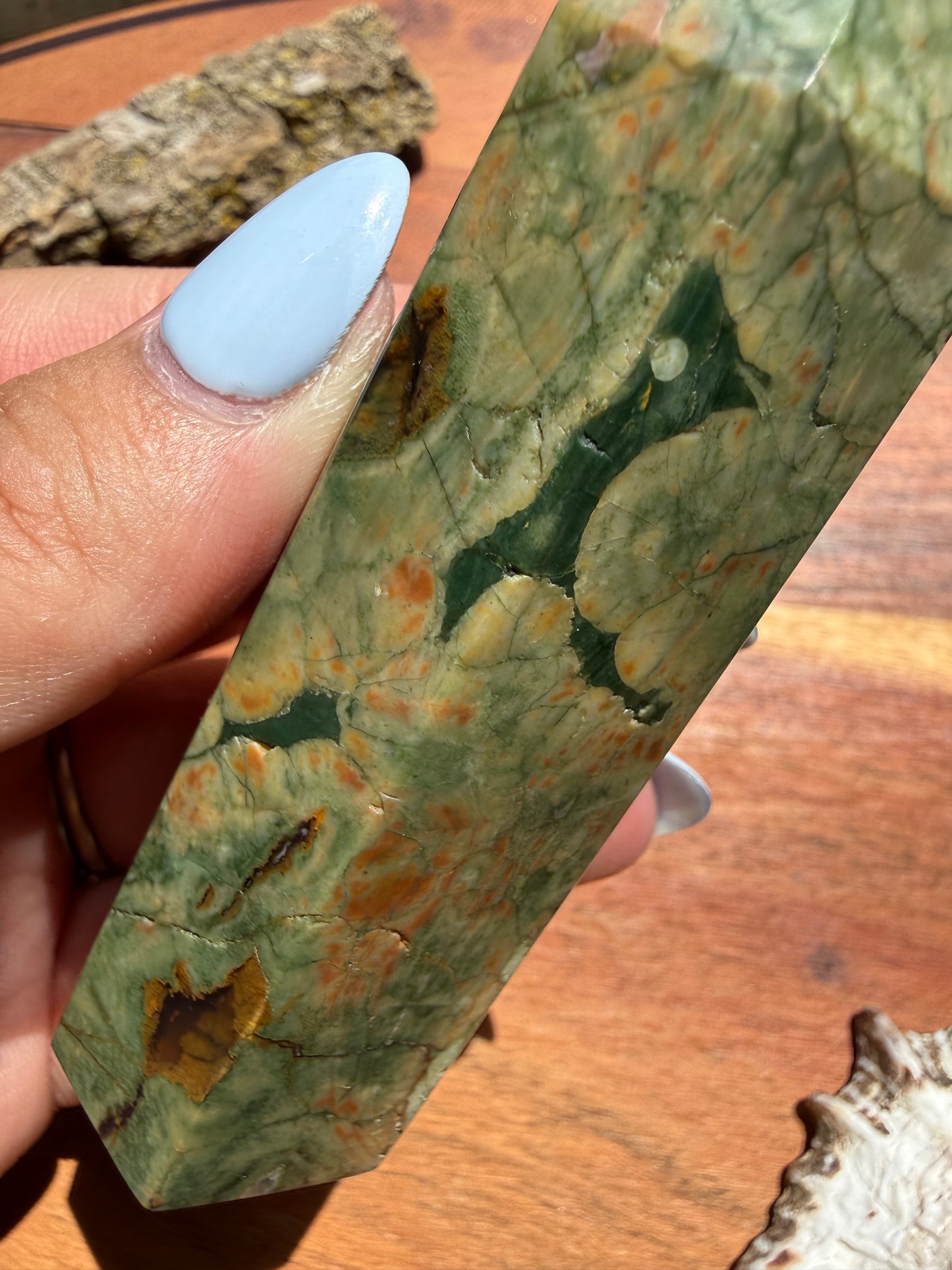 RAINFOREST JASPER TOWER