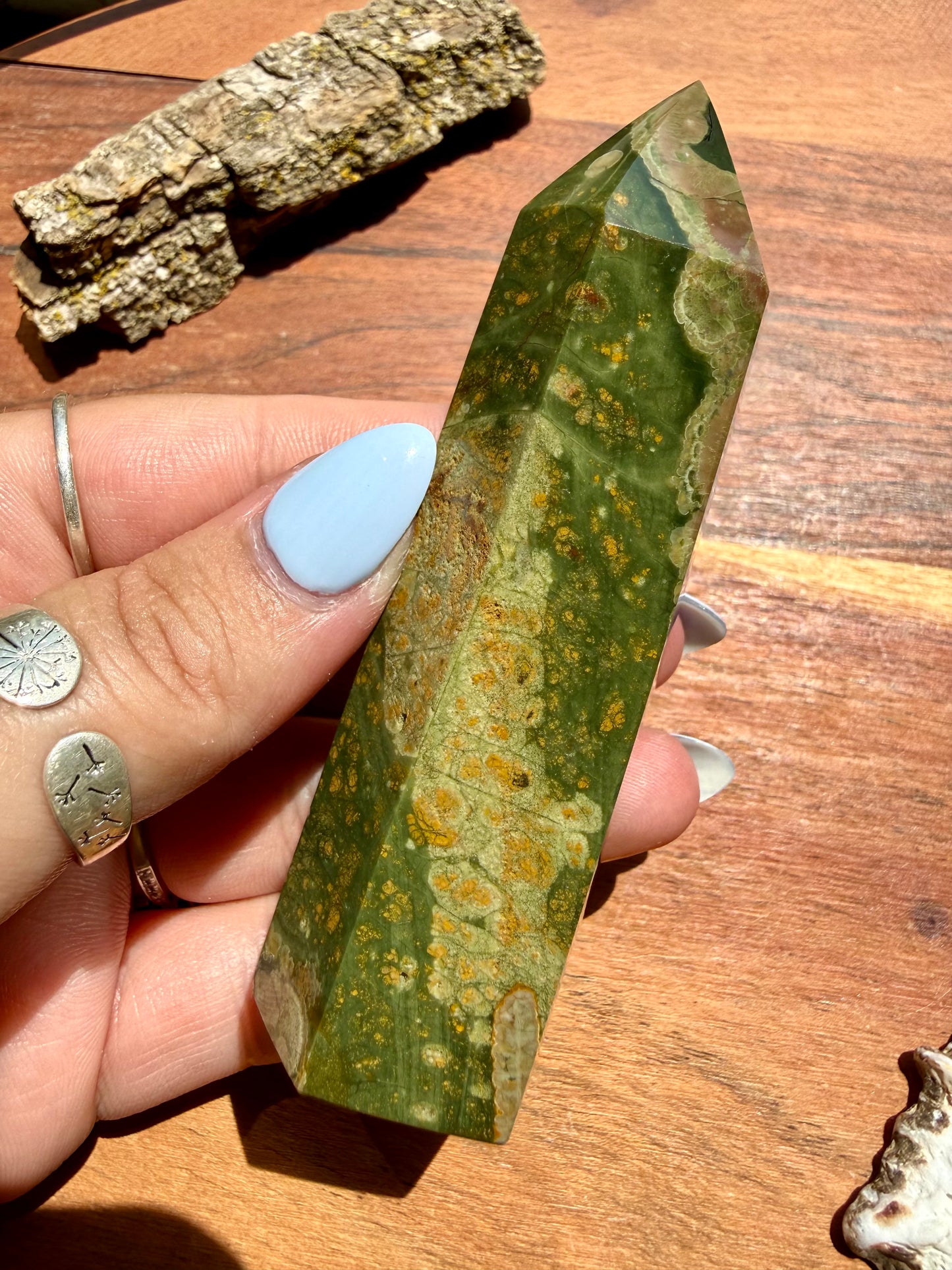 RAINFOREST JASPER TOWER