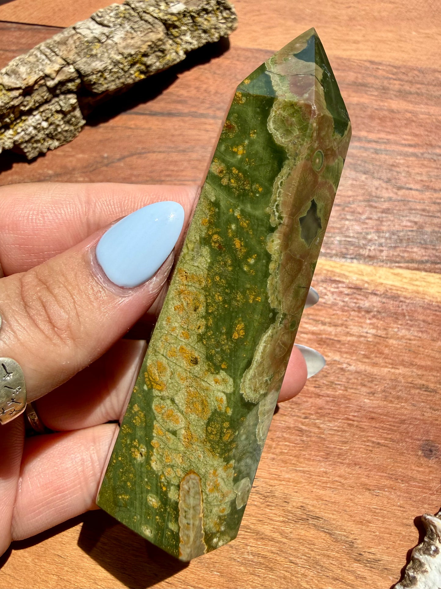 RAINFOREST JASPER TOWER