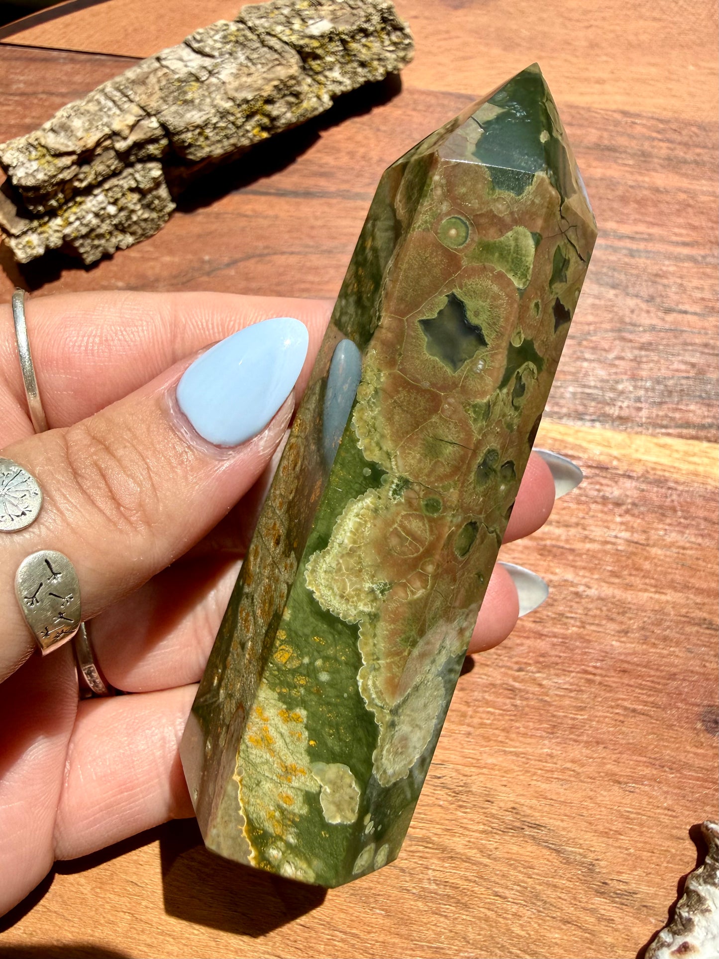 RAINFOREST JASPER TOWER