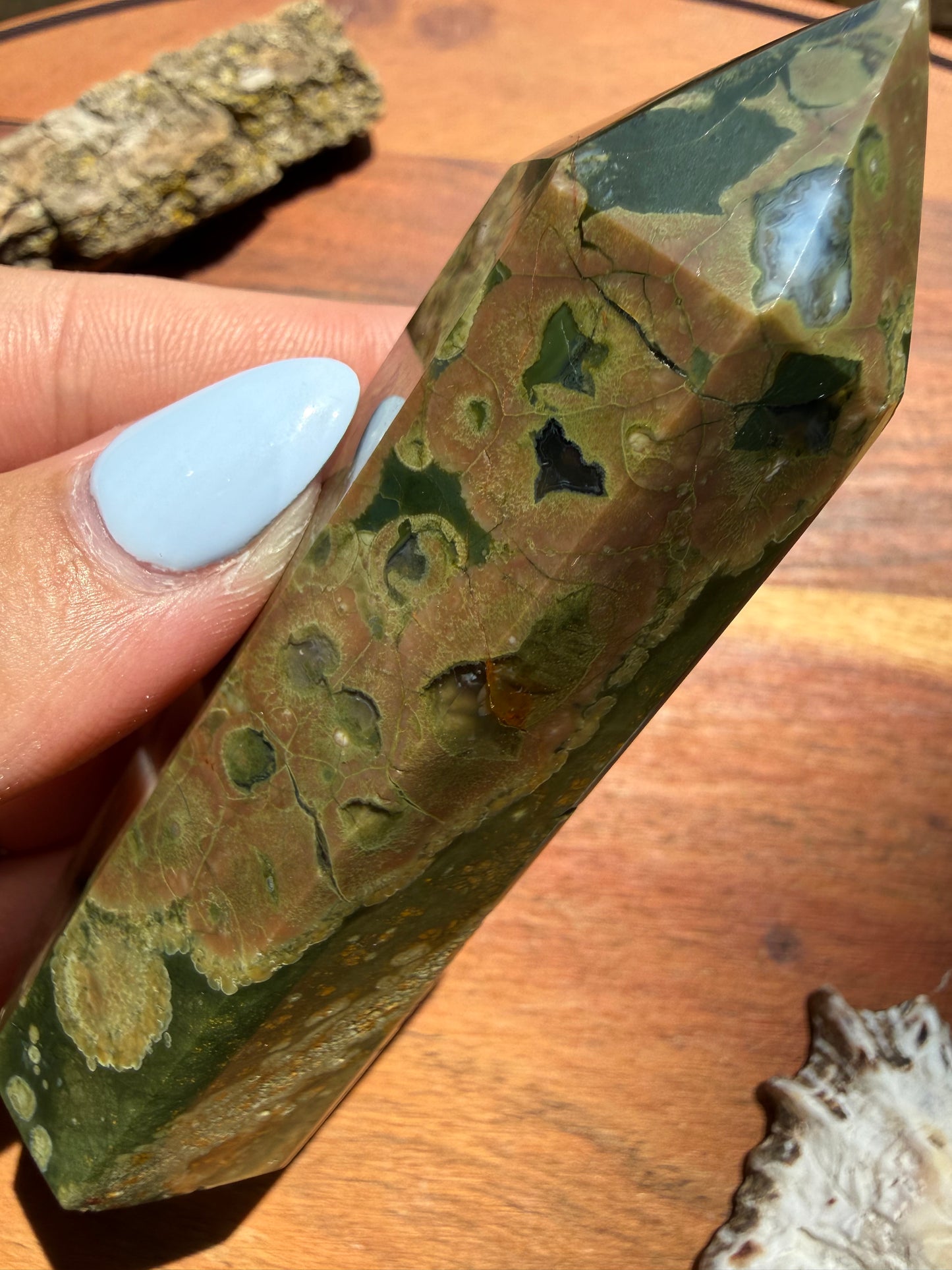 RAINFOREST JASPER TOWER