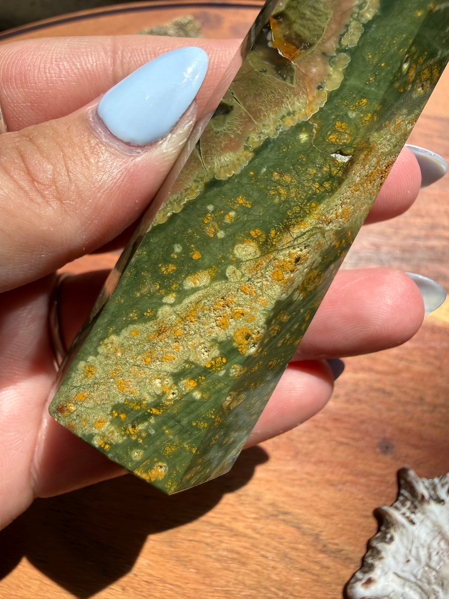 RAINFOREST JASPER TOWER