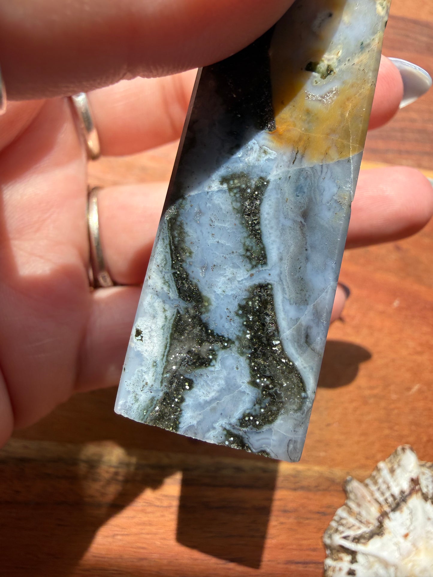 MONET AGATE TOWER