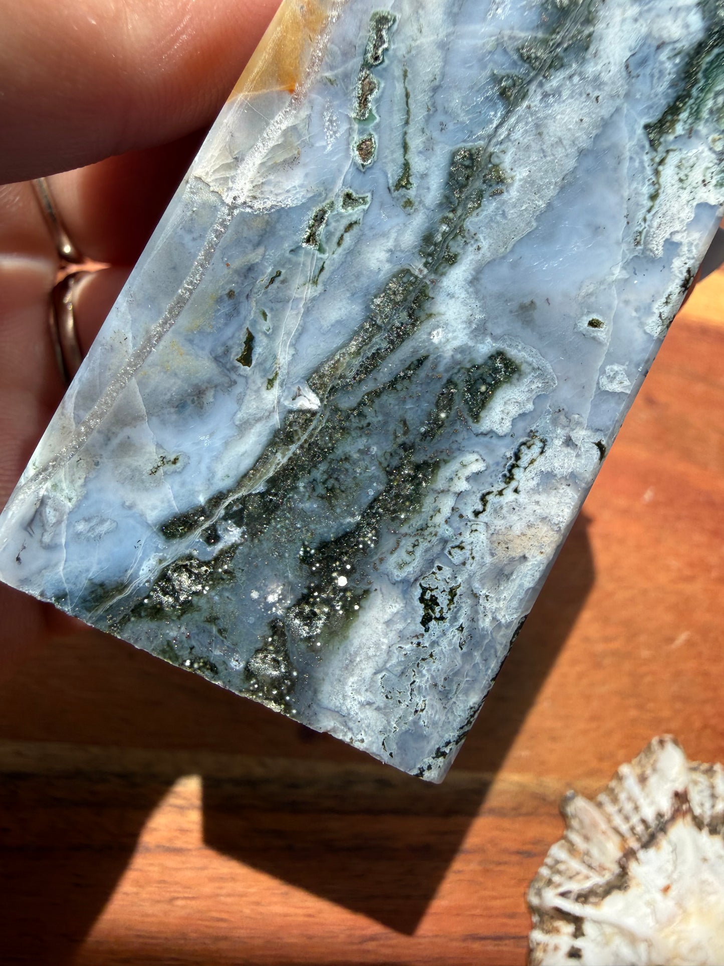MONET AGATE TOWER