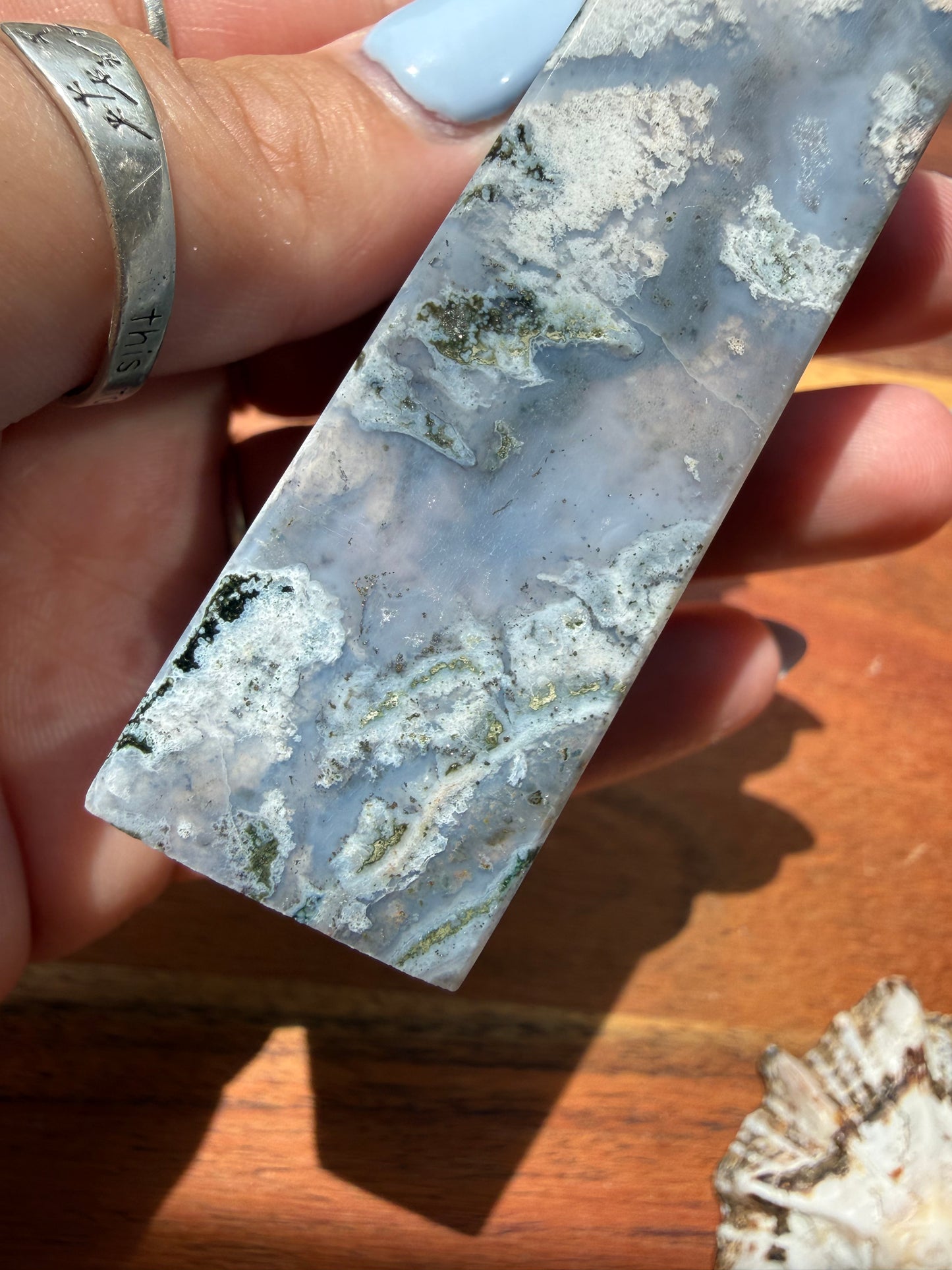 MONET AGATE TOWER