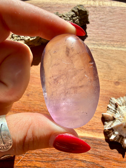 IMPERFECT AMETHYST PALM STONE