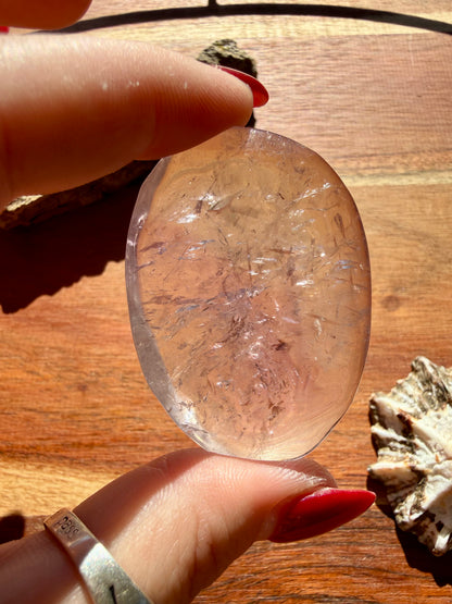 IMPERFECT AMETHYST PALM STONE