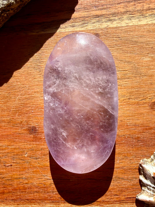 IMPERFECT AMETHYST PALM STONE