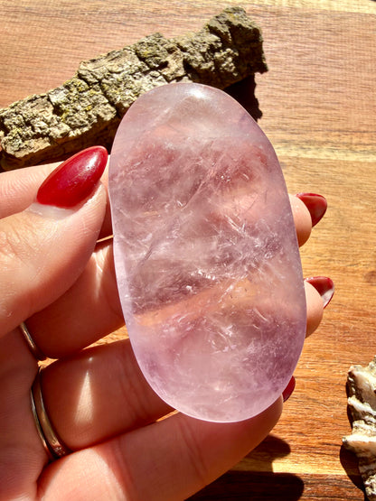 IMPERFECT AMETHYST PALM STONE