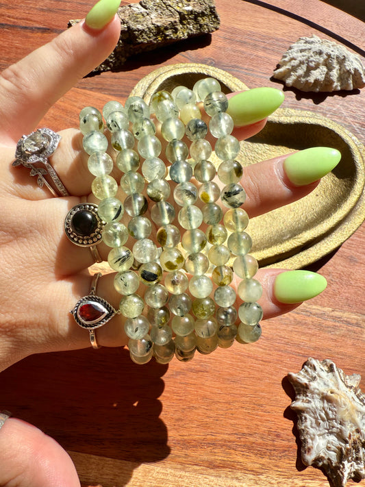 PREHNITE BRACELET 6MM
