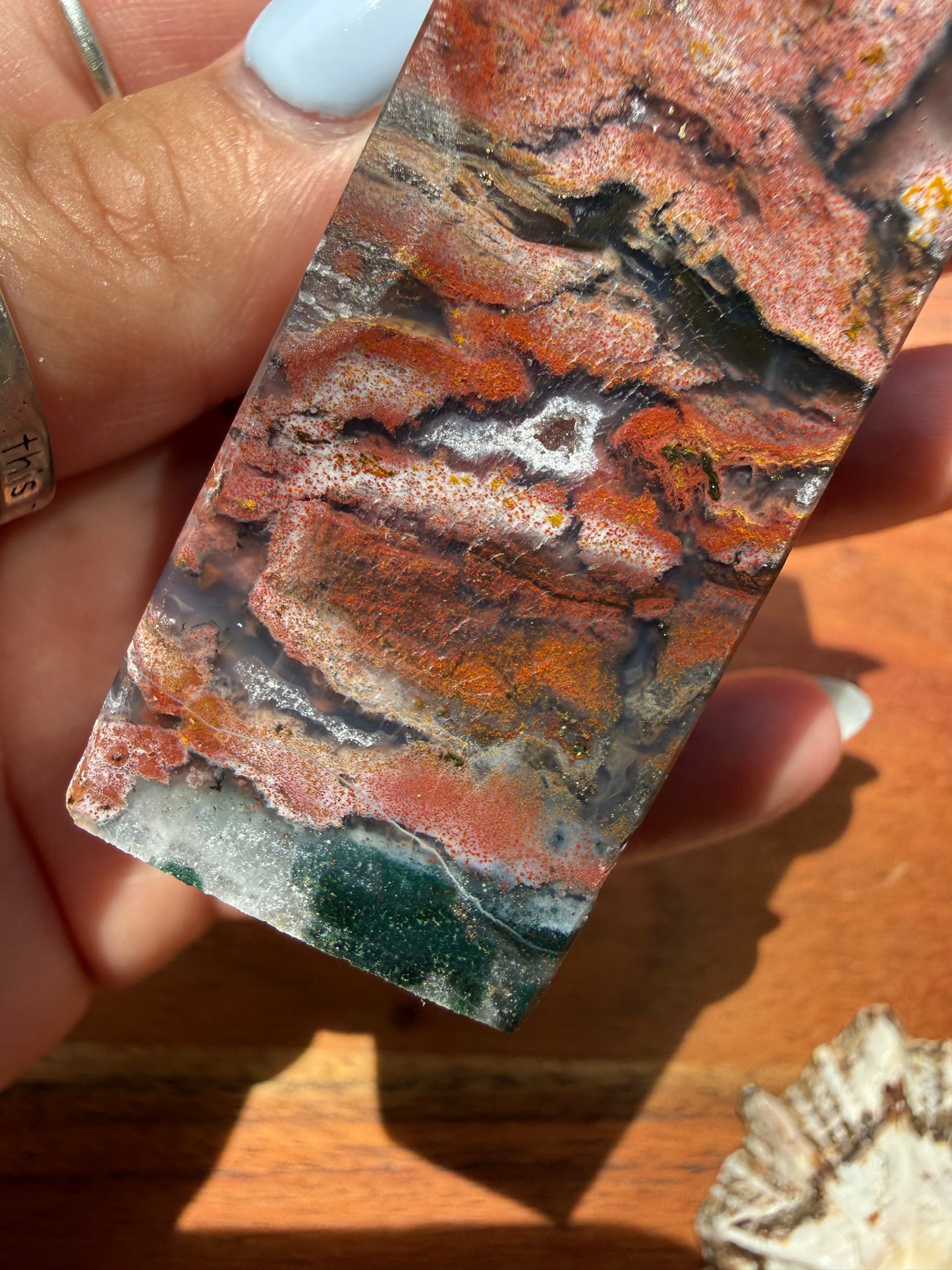MONET AGATE TOWER
