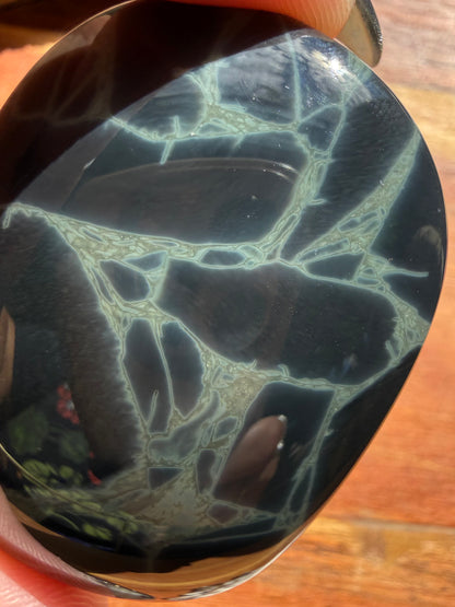 SPIDERWEB OBSIDIAN PALM STONE