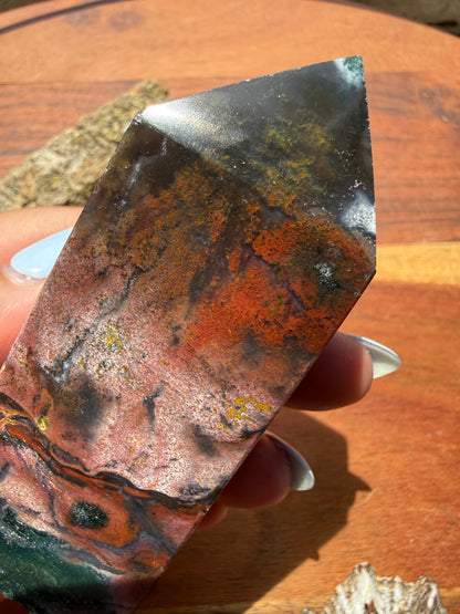 MONET AGATE TOWER