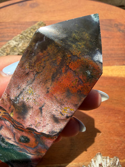 MONET AGATE TOWER