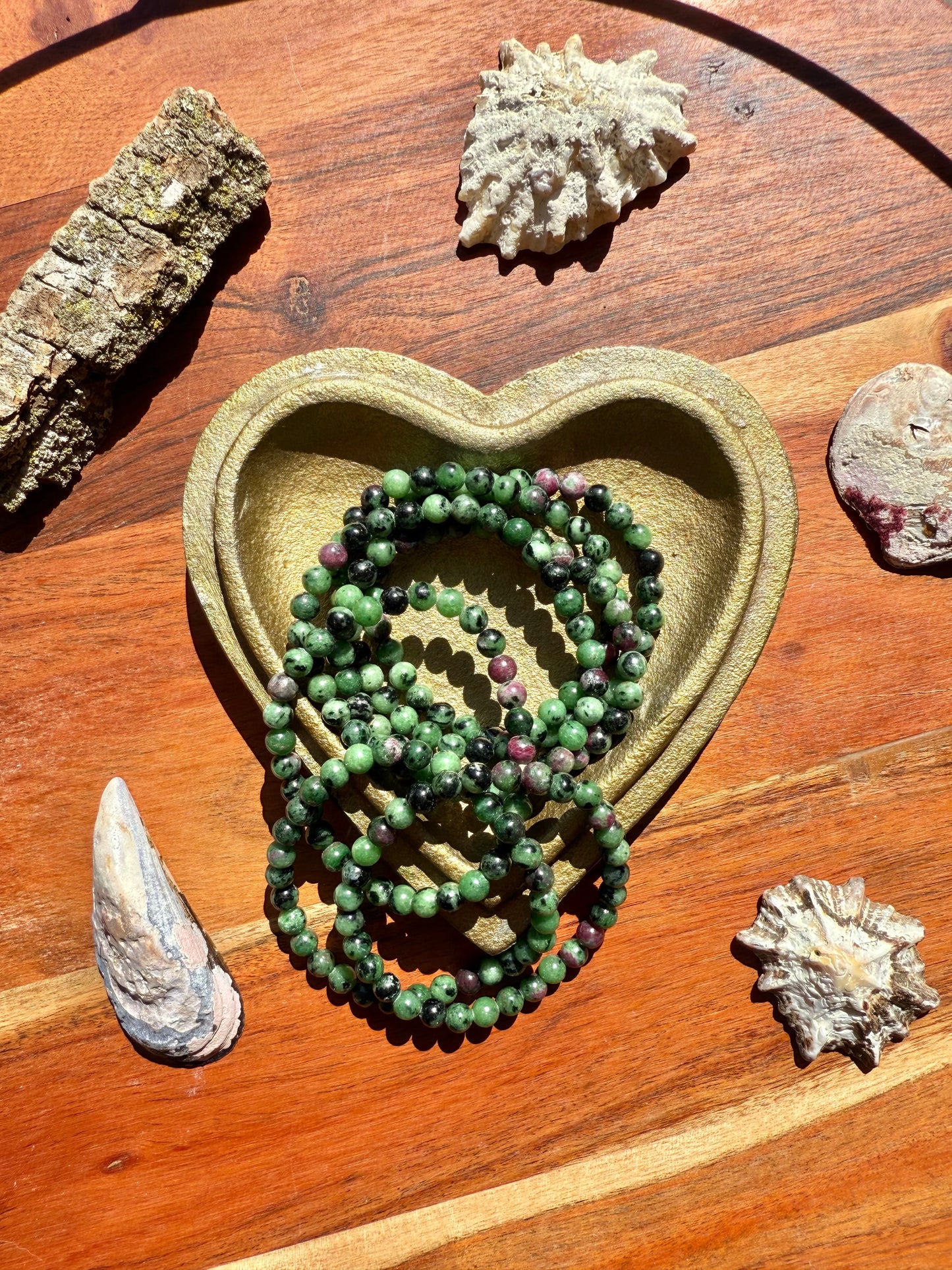 RUBY ZOISITE BRACELET 6MM