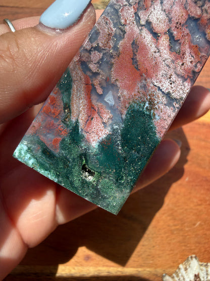 MONET AGATE TOWER