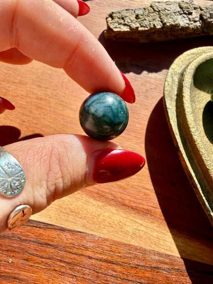 MINI MOSS AGATE SPHERE