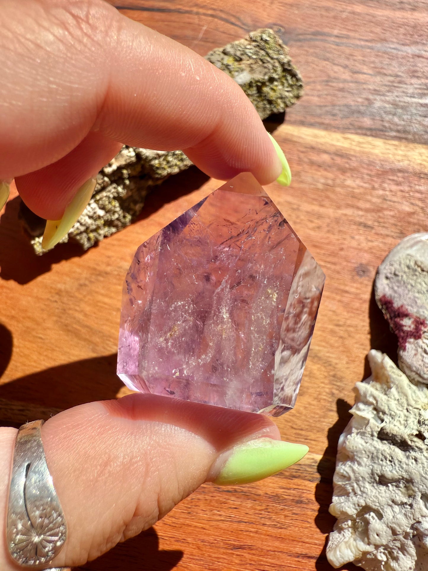 HIGH QUALITY AMETHYST POINT FROM BRAZIL