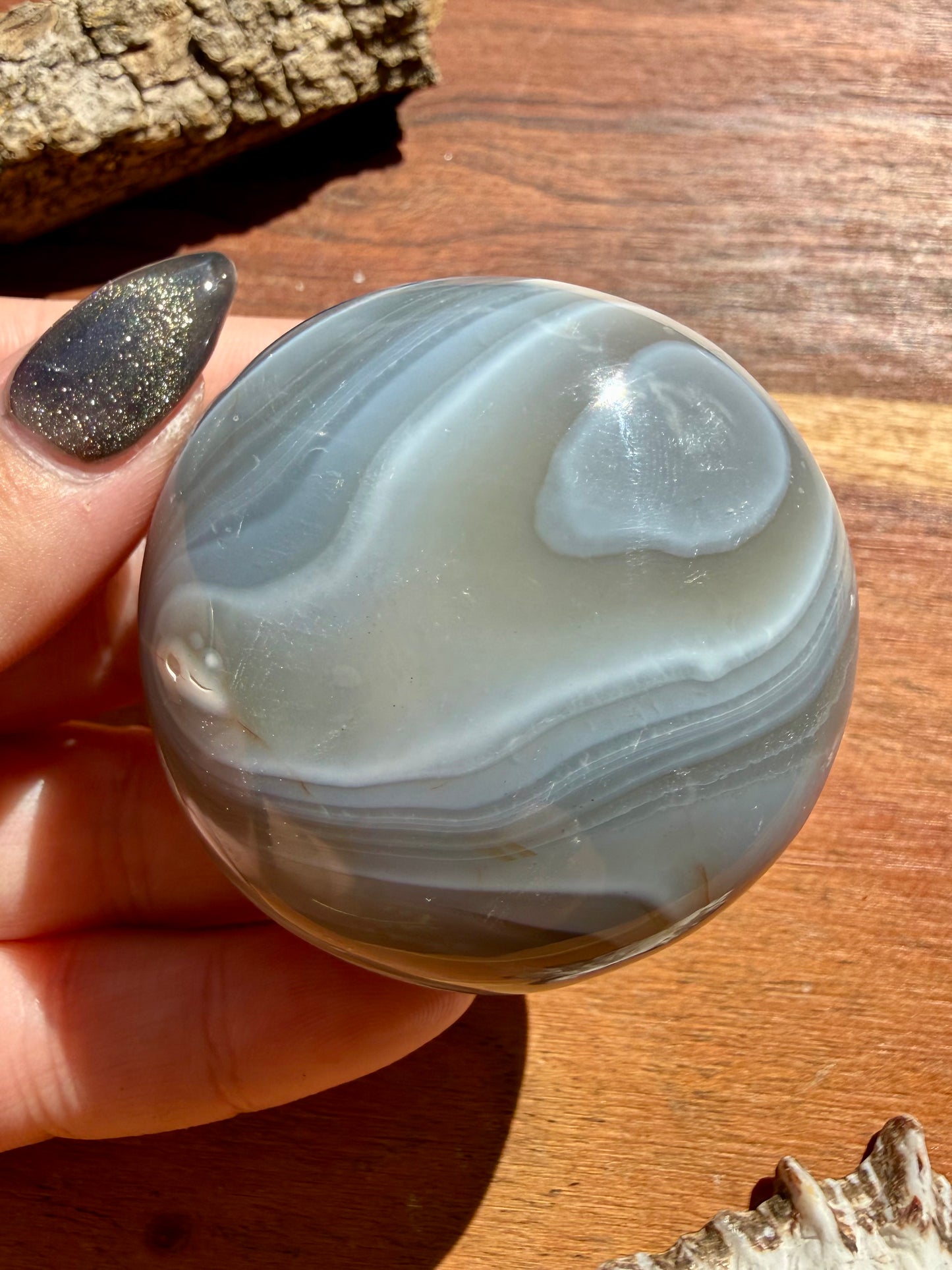 ORCA AGATE PALM STONE