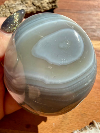 ORCA AGATE PALM STONE