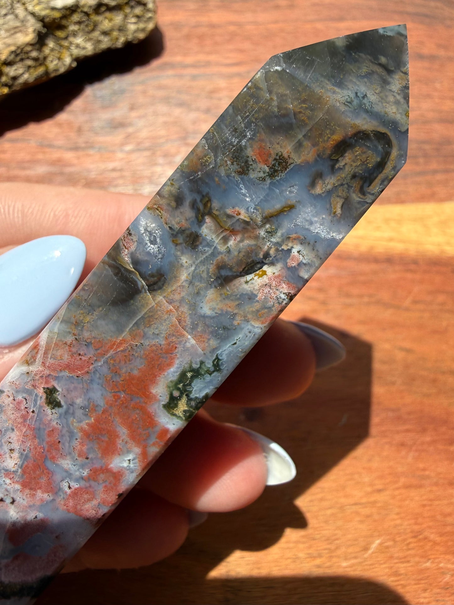 MONET AGATE TOWER