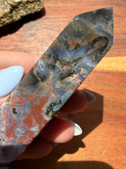 MONET AGATE TOWER