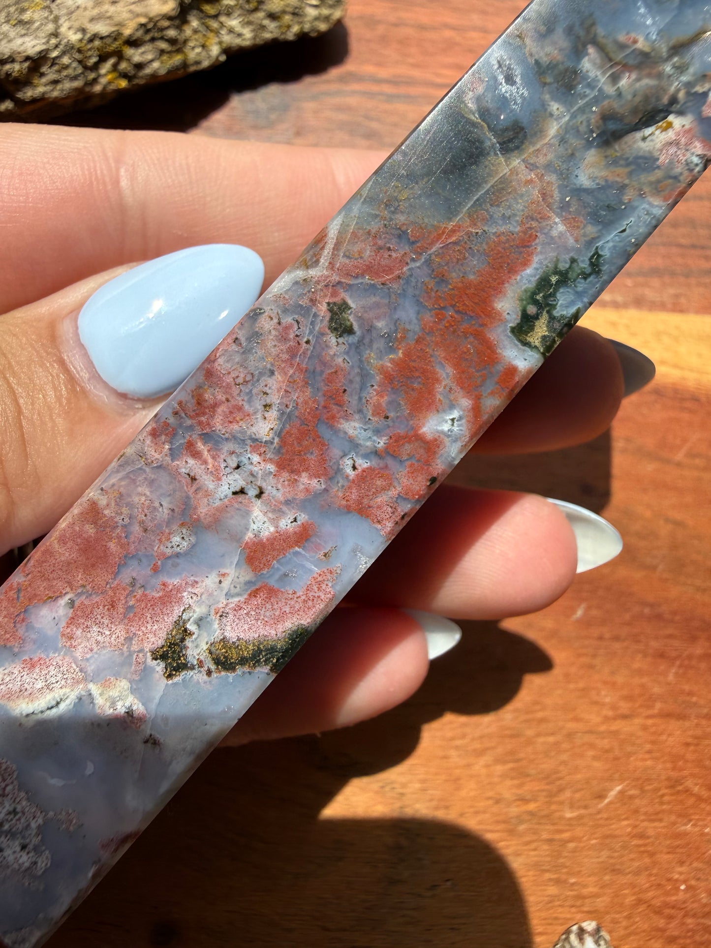 MONET AGATE TOWER