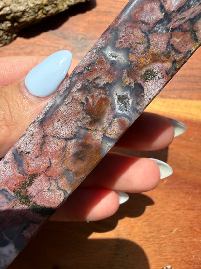 MONET AGATE TOWER