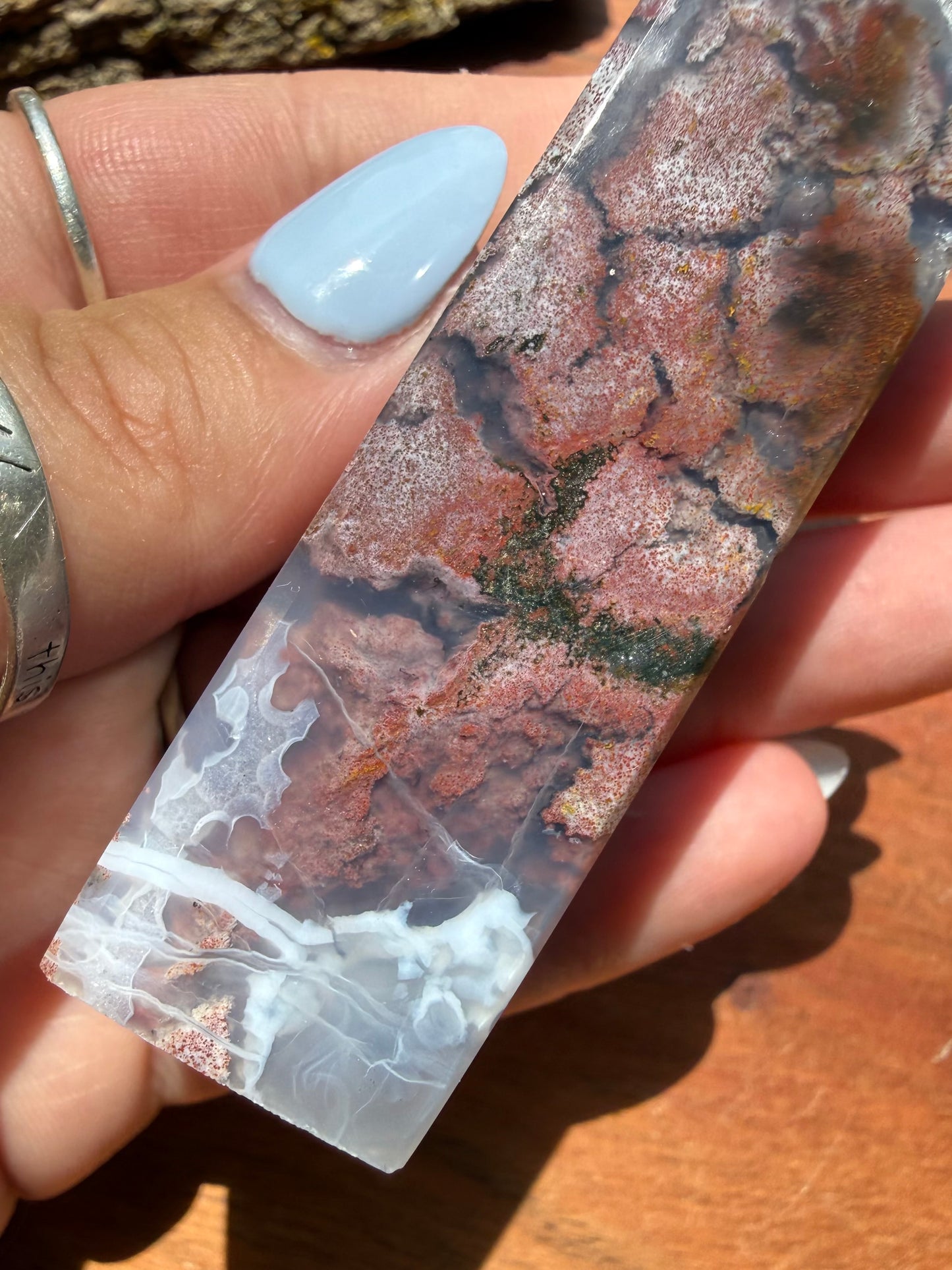 MONET AGATE TOWER