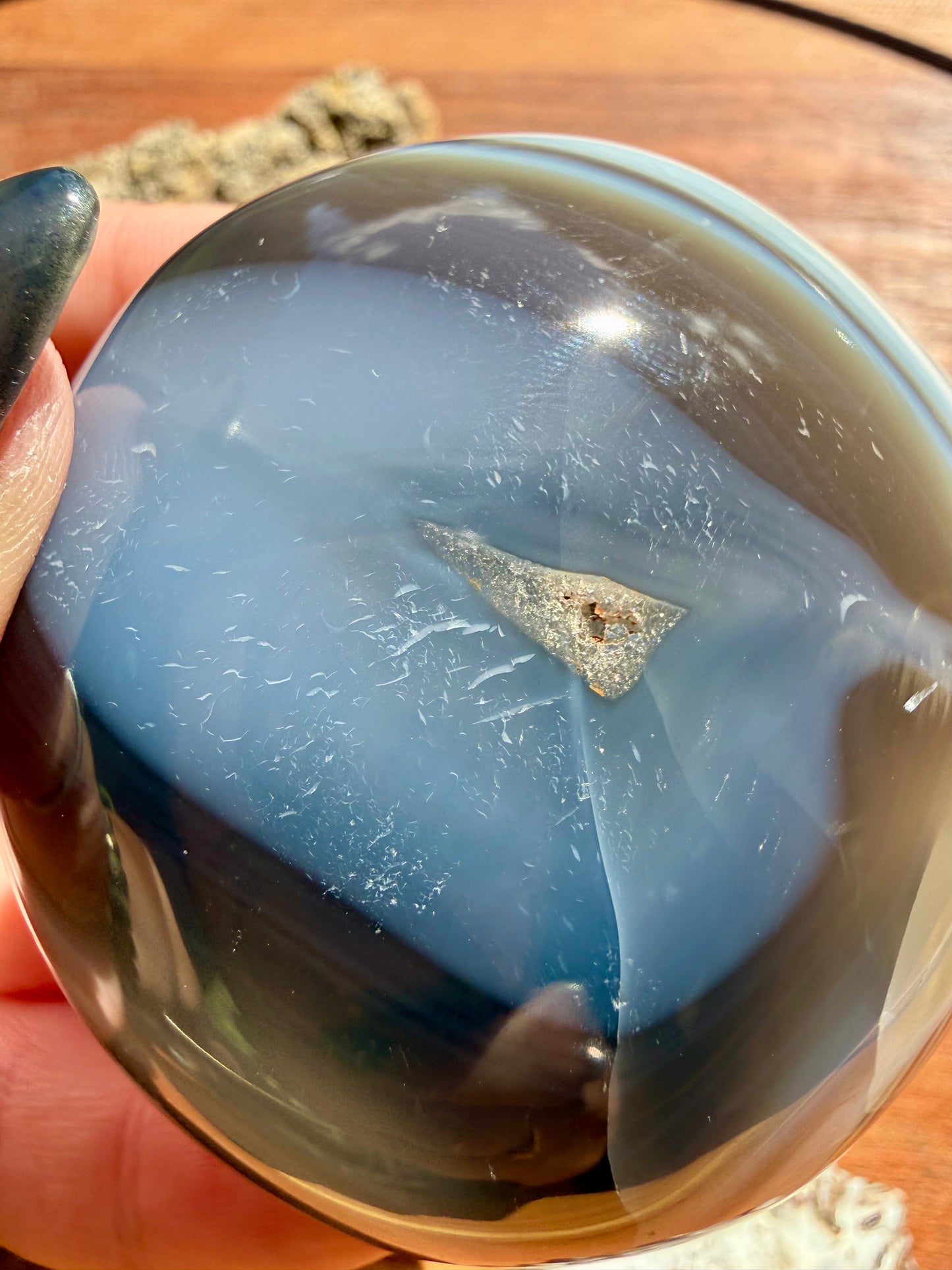 ORCA AGATE PALM STONE