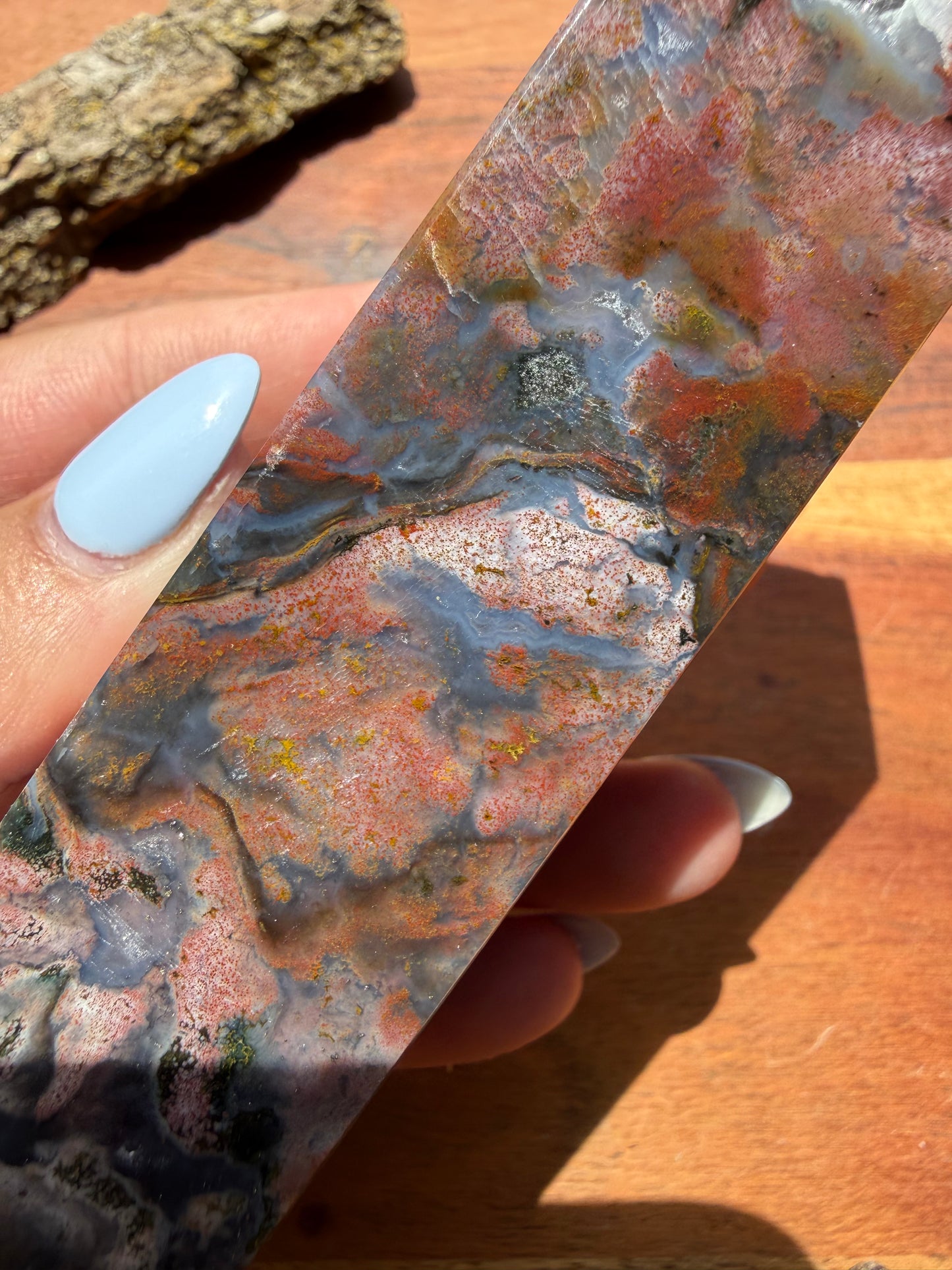 MONET AGATE TOWER