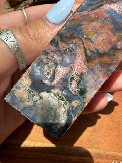 MONET AGATE TOWER