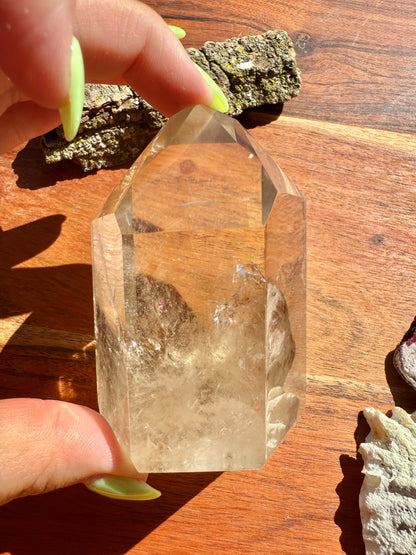 HIGH QUALITY SMOKY QUARTZ POINT FROM BRAZIL