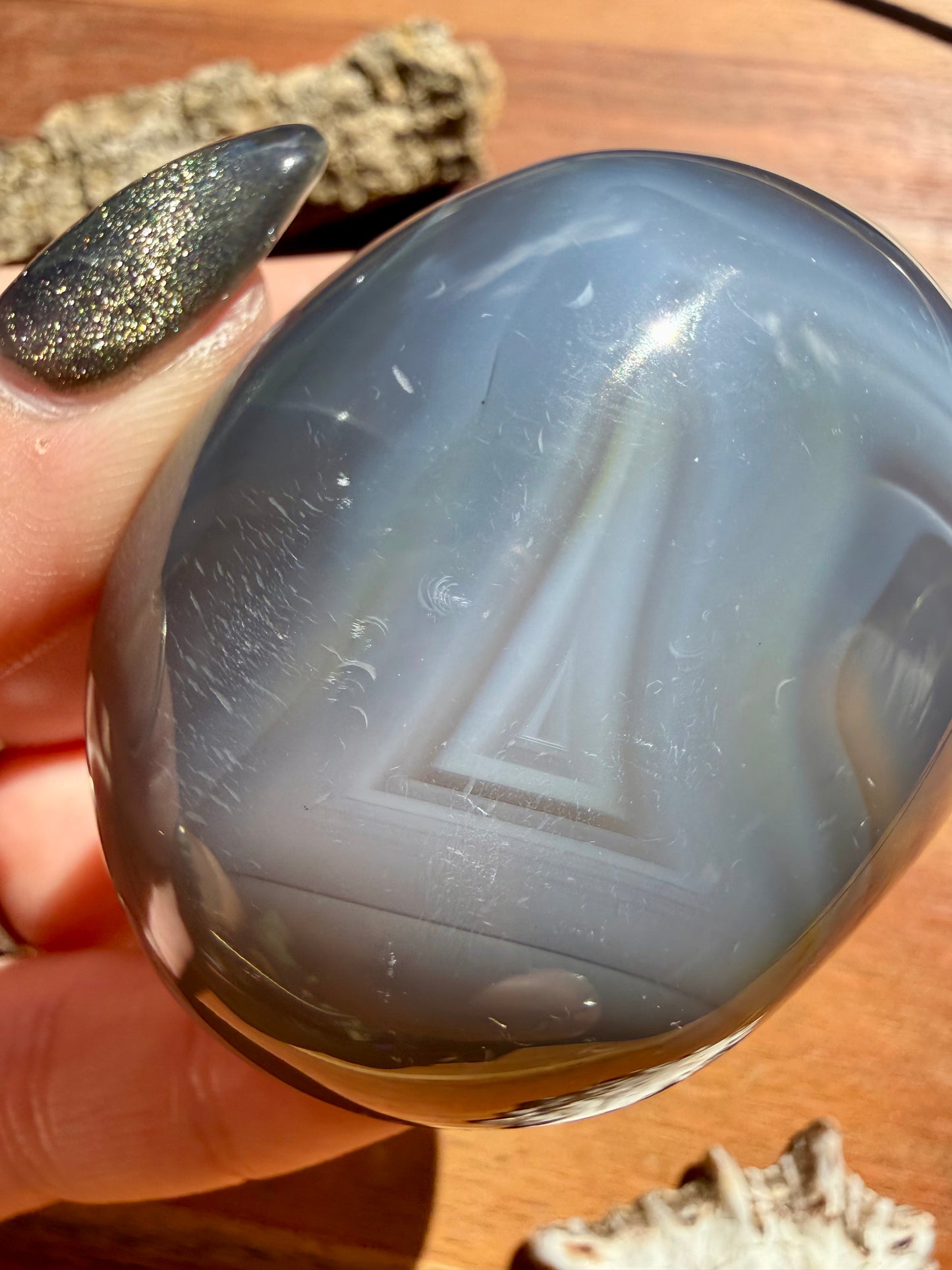 ORCA AGATE PALM STONE