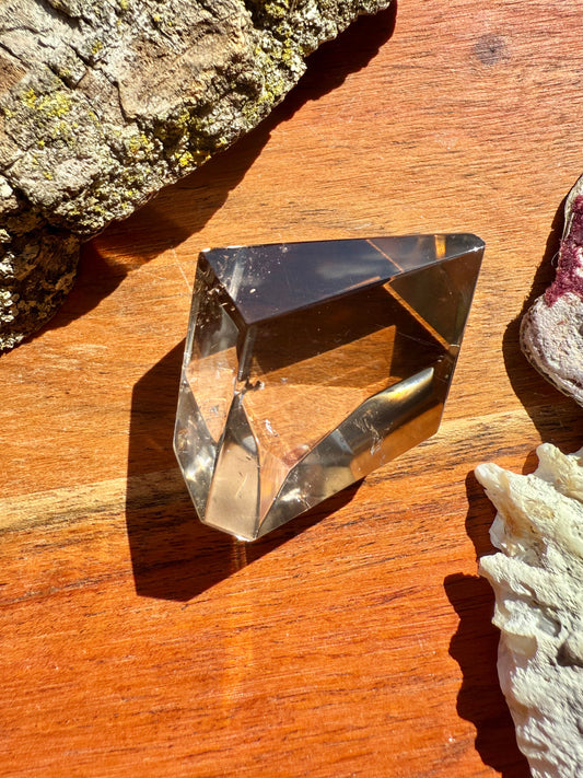 HIGH QUALITY SMOKY QUARTZ FREEFORM FROM BRAZIL