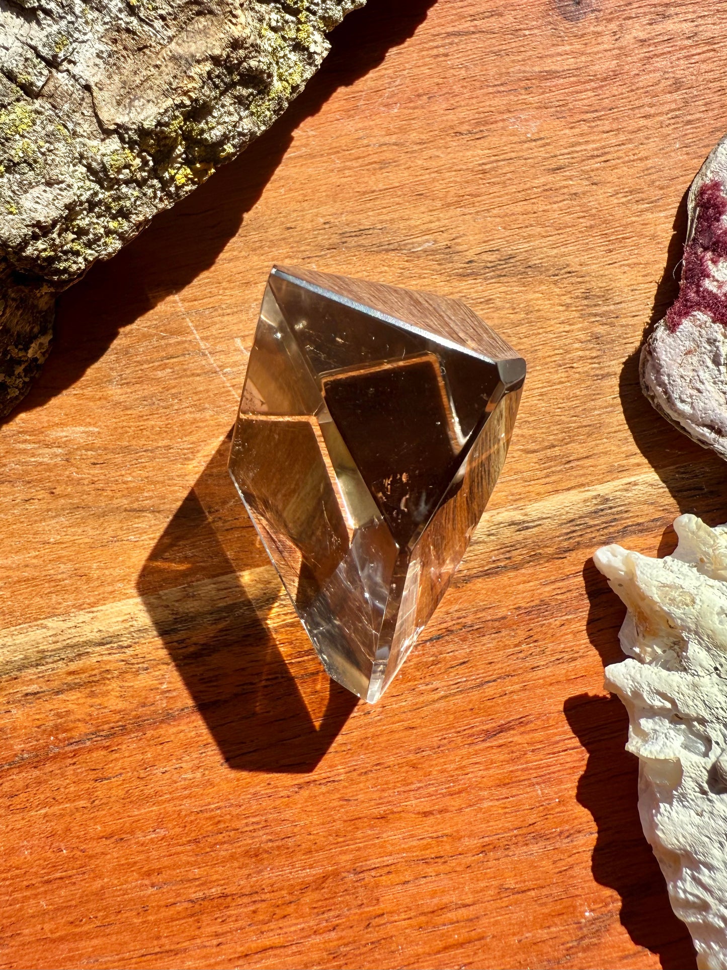 HIGH QUALITY SMOKY QUARTZ FREEFORM FROM BRAZIL