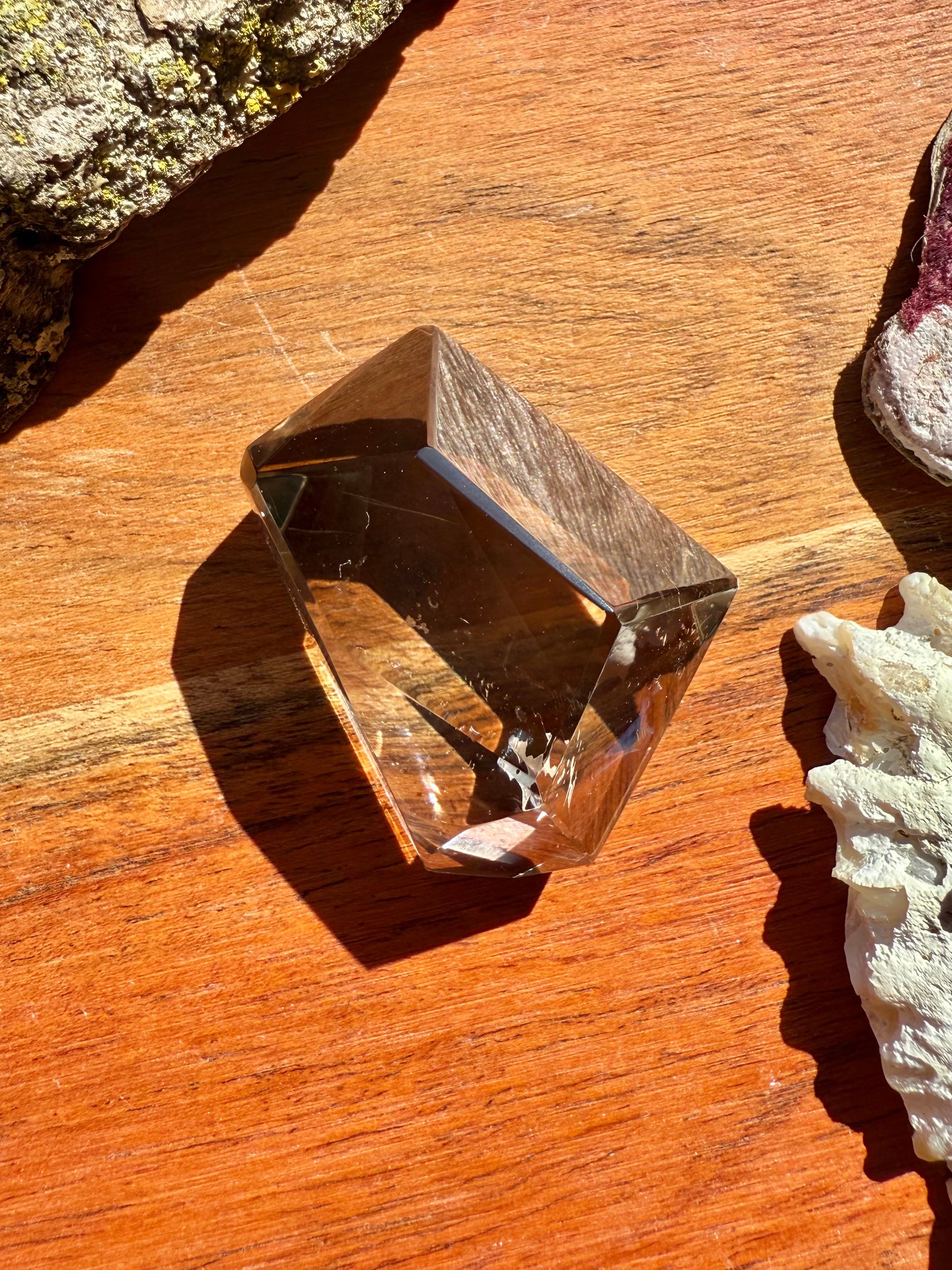 HIGH QUALITY SMOKY QUARTZ FREEFORM FROM BRAZIL