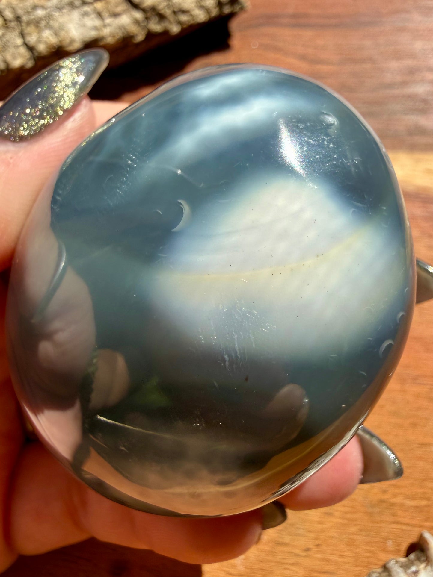 ORCA AGATE PALM STONE