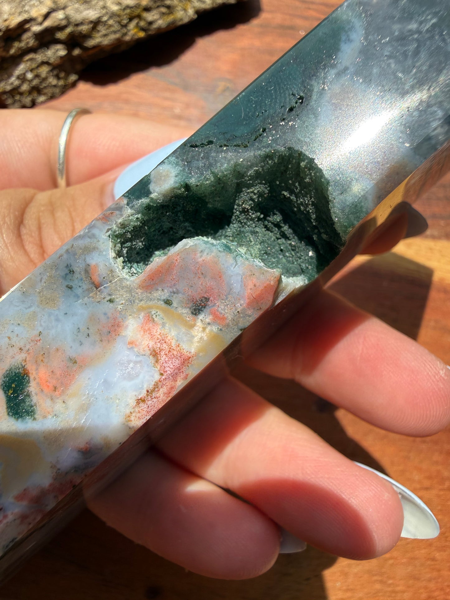 MONET AGATE TOWER