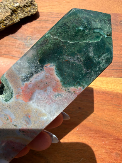 MONET AGATE TOWER