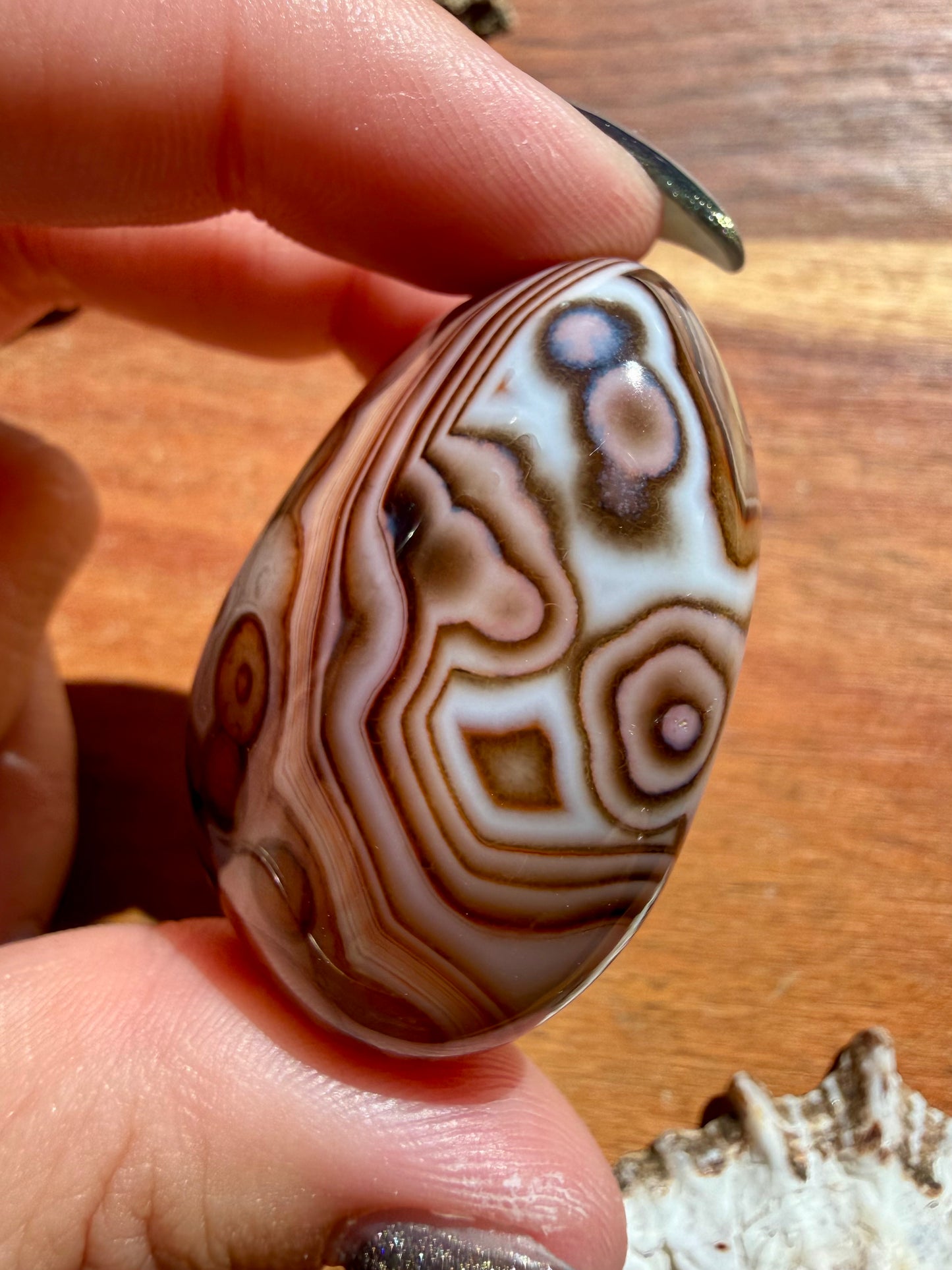 LARGE SARDONYX TUMBLE