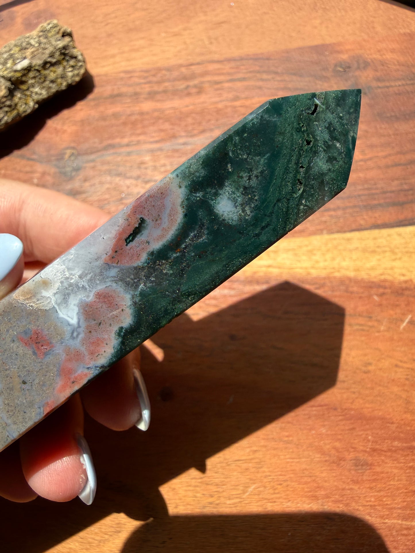 MONET AGATE TOWER