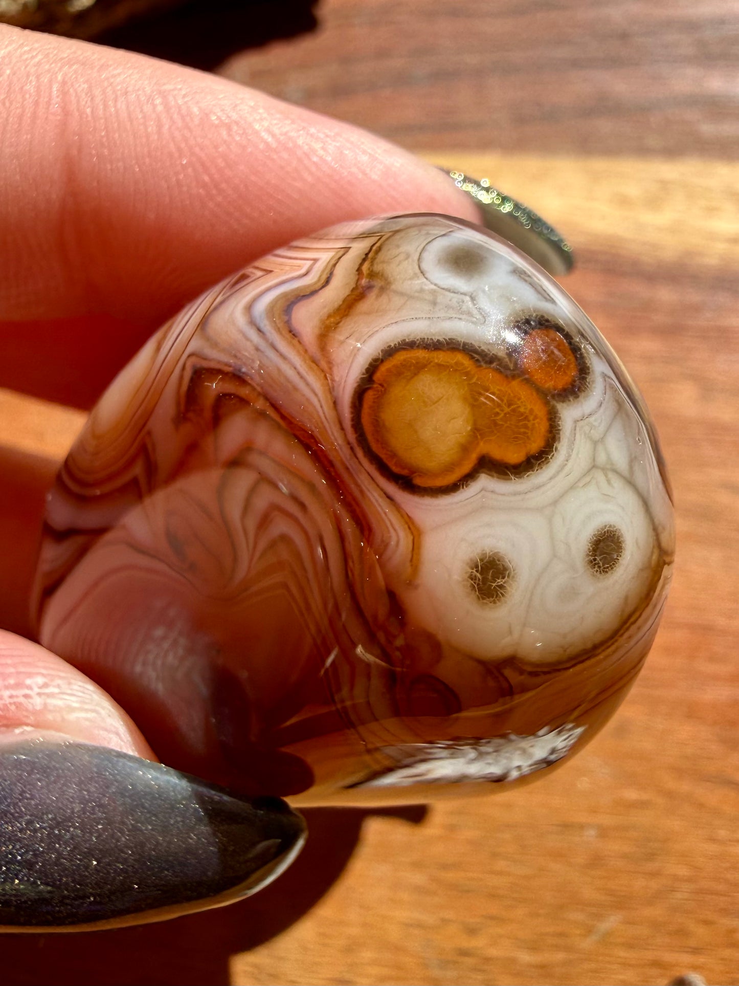 LARGE SARDONYX TUMBLE