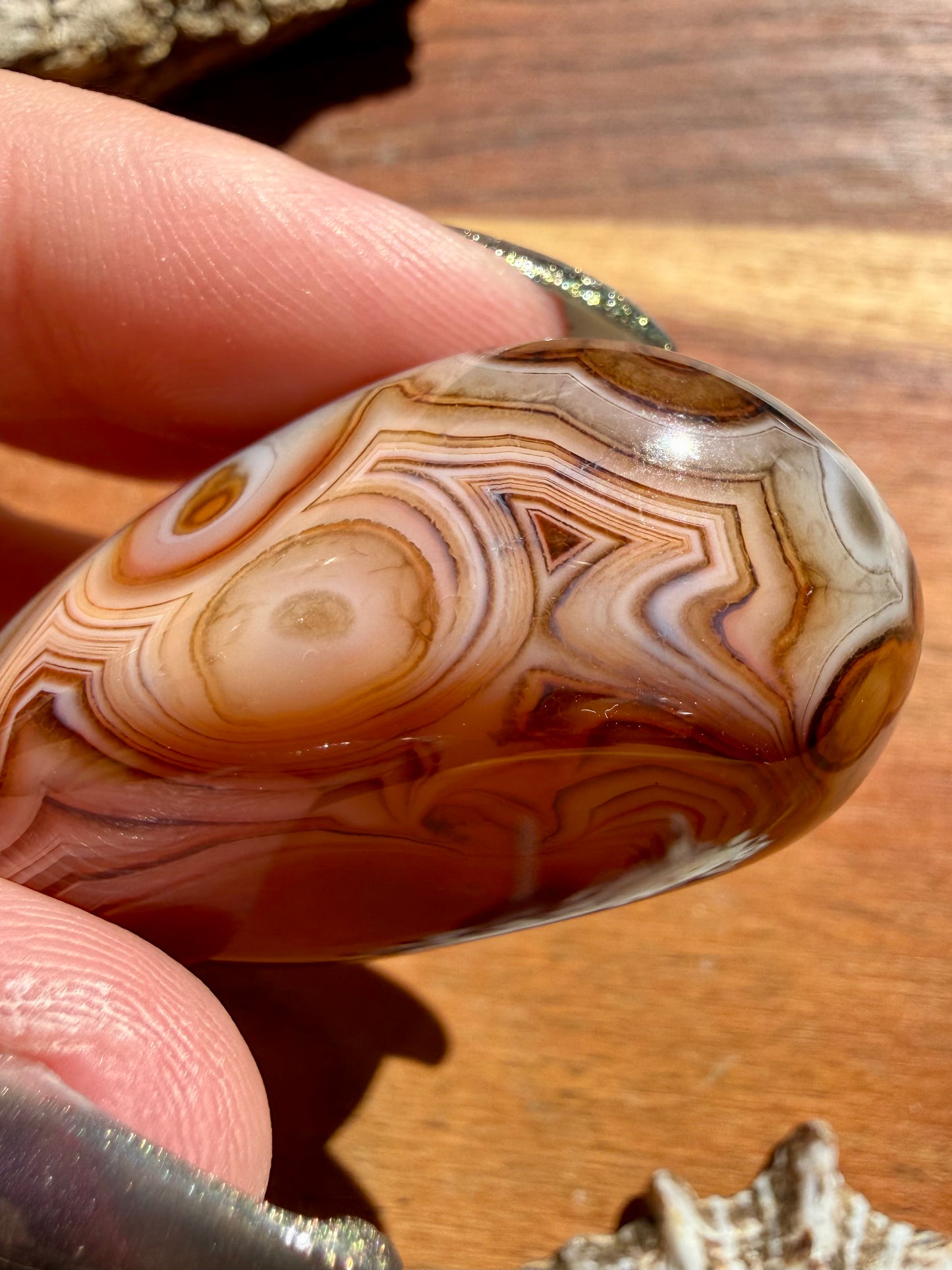 LARGE SARDONYX TUMBLE