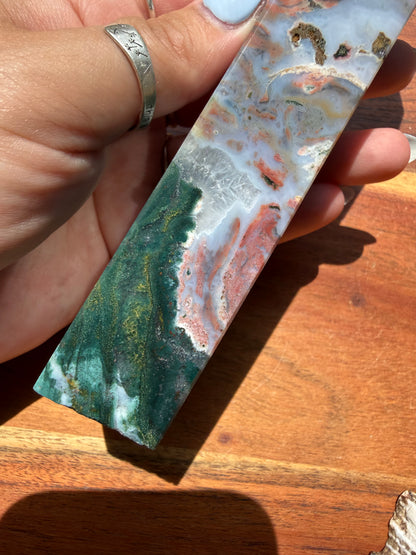 MONET AGATE TOWER