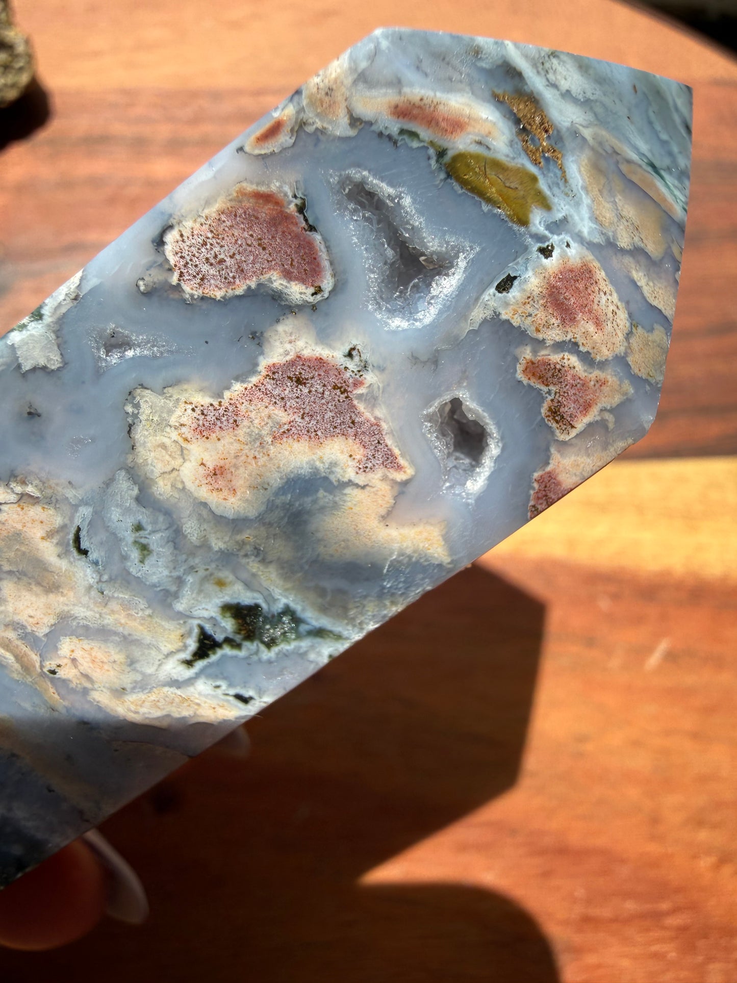 MONET AGATE TOWER