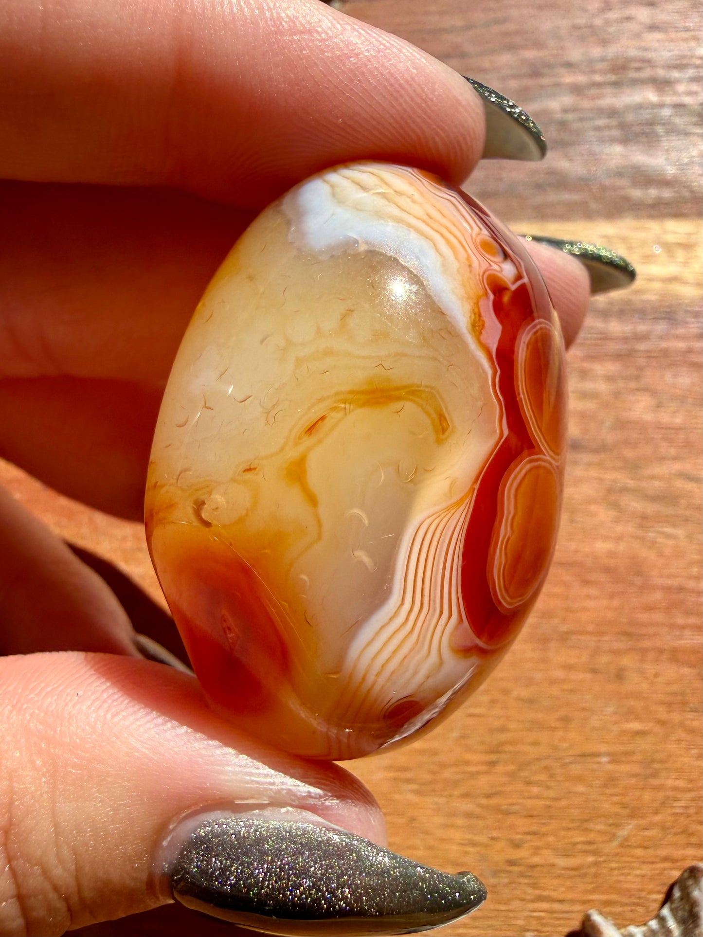 LARGE SARDONYX TUMBLE
