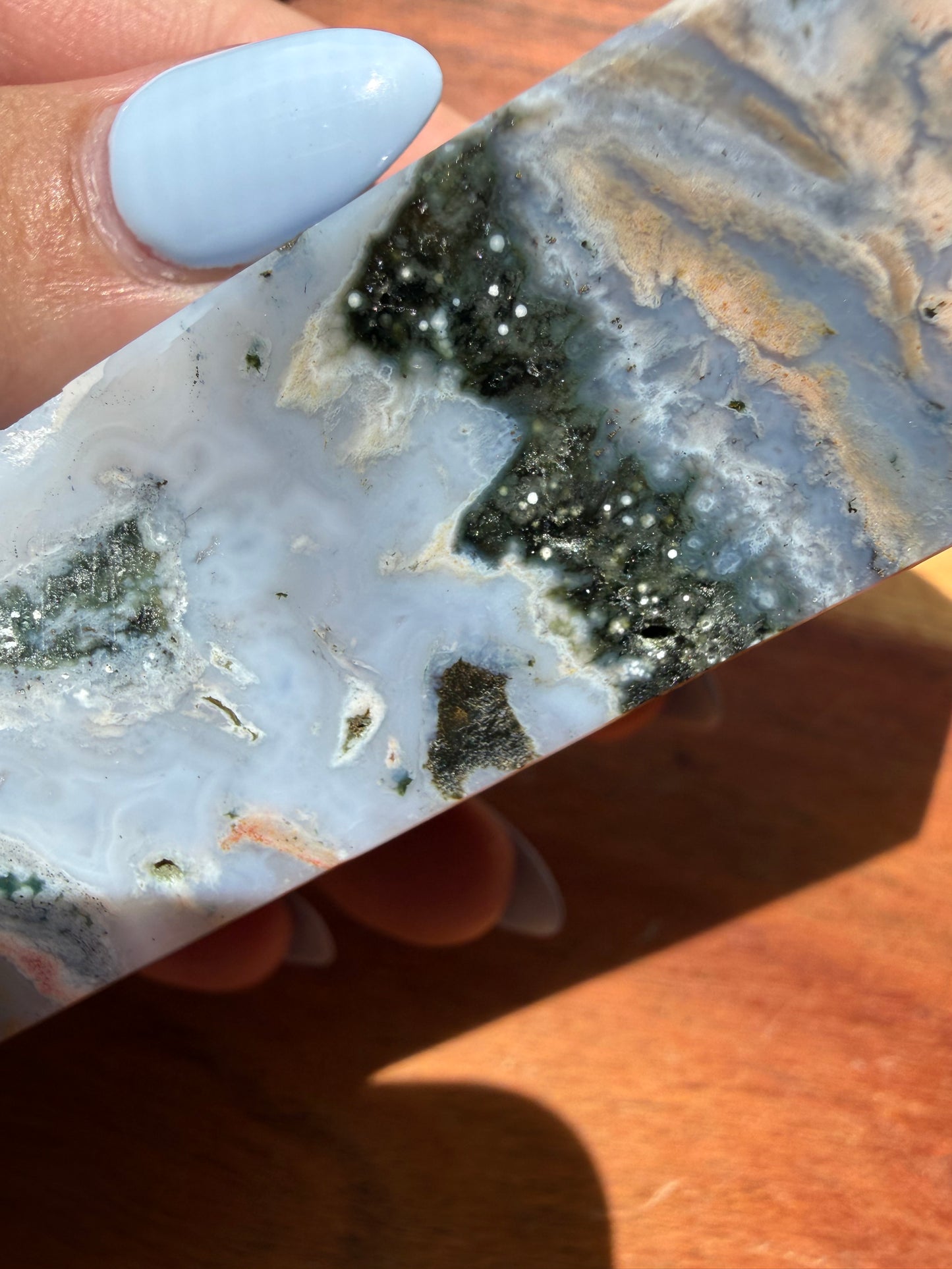 MONET AGATE TOWER