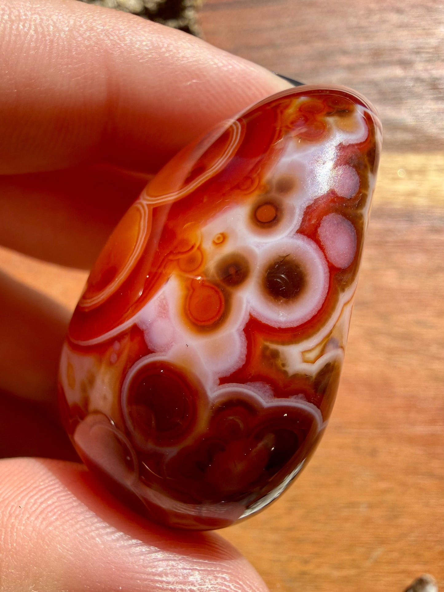 LARGE SARDONYX TUMBLE